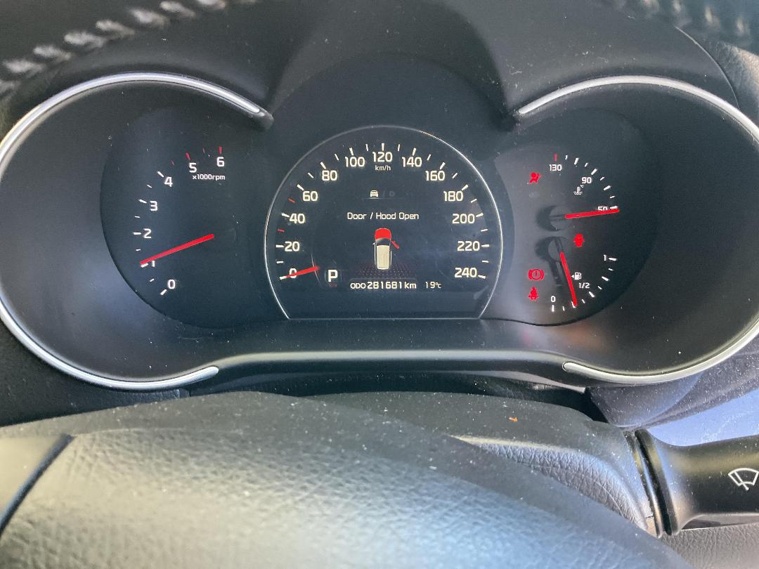 Photo '13' of KIA Sorento