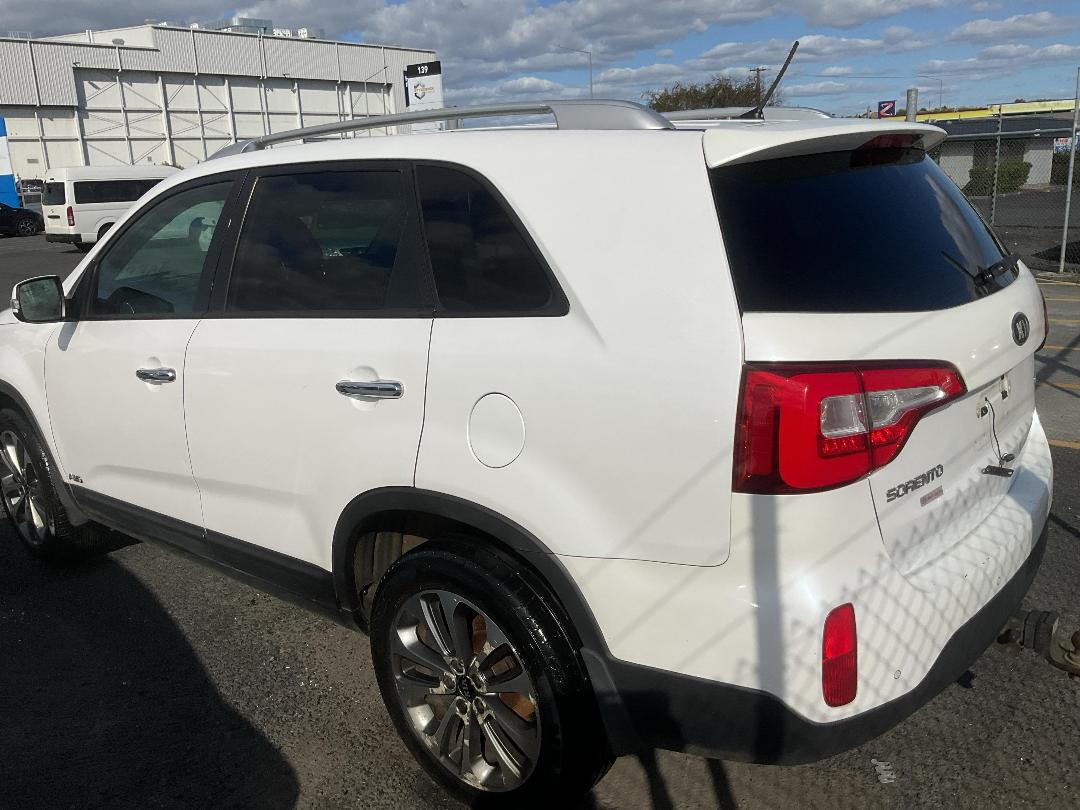 Photo '4' of KIA Sorento
