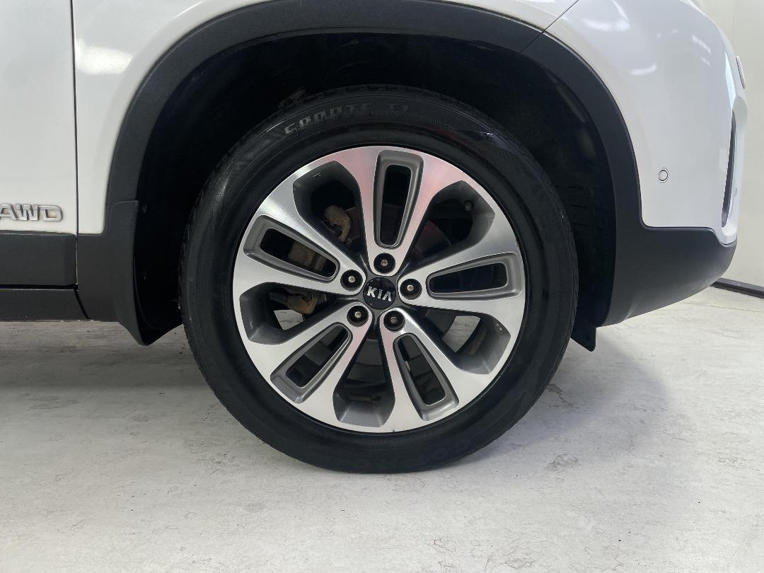 Photo '9' of KIA Sorento Photo '9' of KIA Sorento