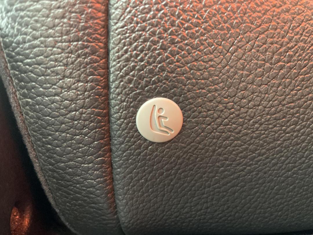 Photo '23' of KIA Sorento Photo '23' of KIA Sorento