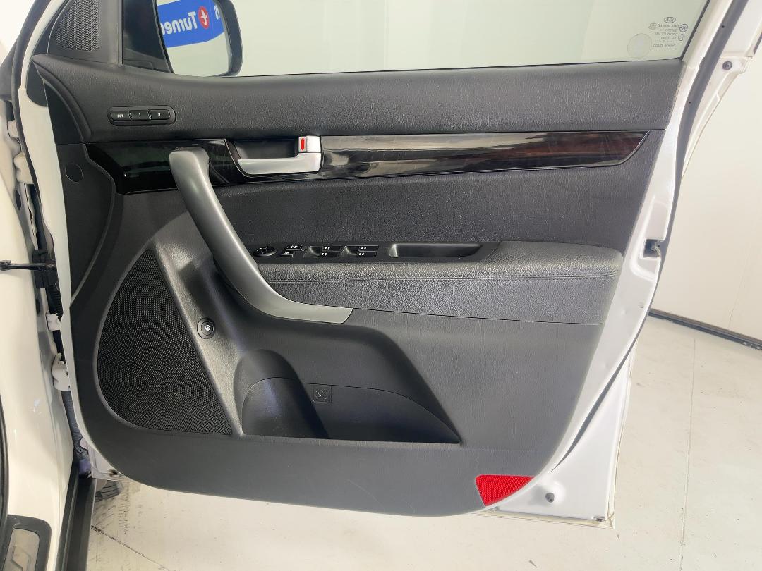 Photo '15' of KIA Sorento