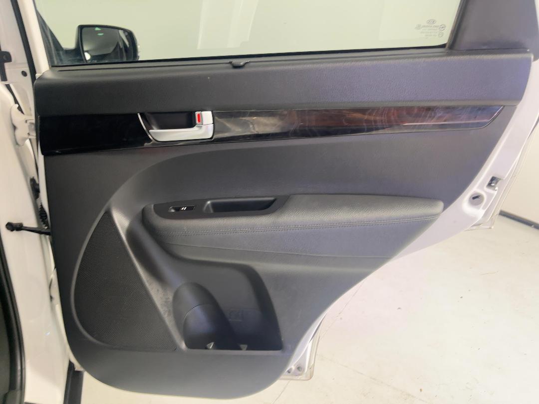 Photo '19' of KIA Sorento