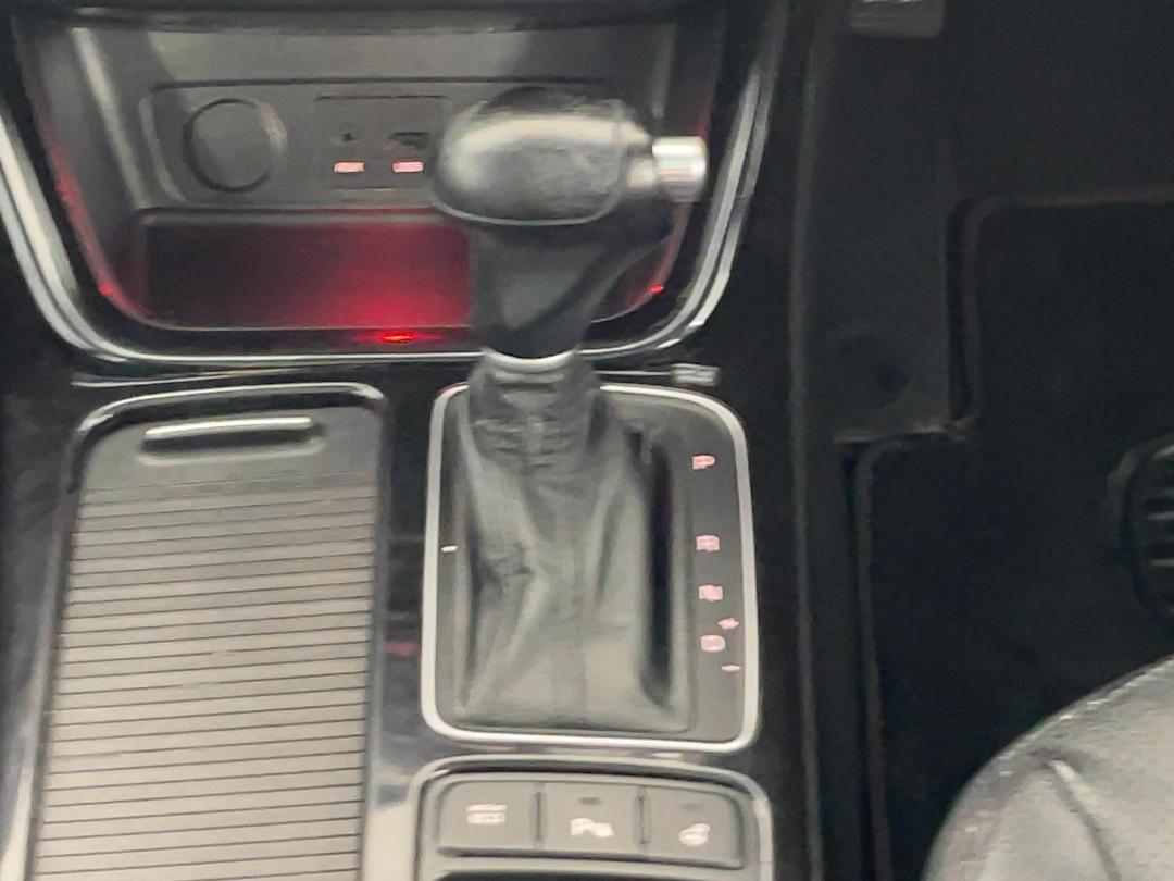 Photo '28' of KIA Sorento