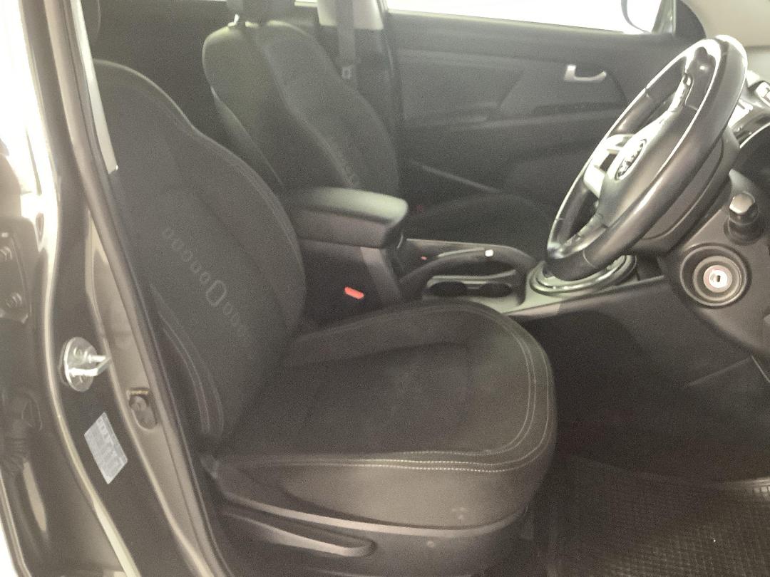 Photo '16' of KIA Sportage