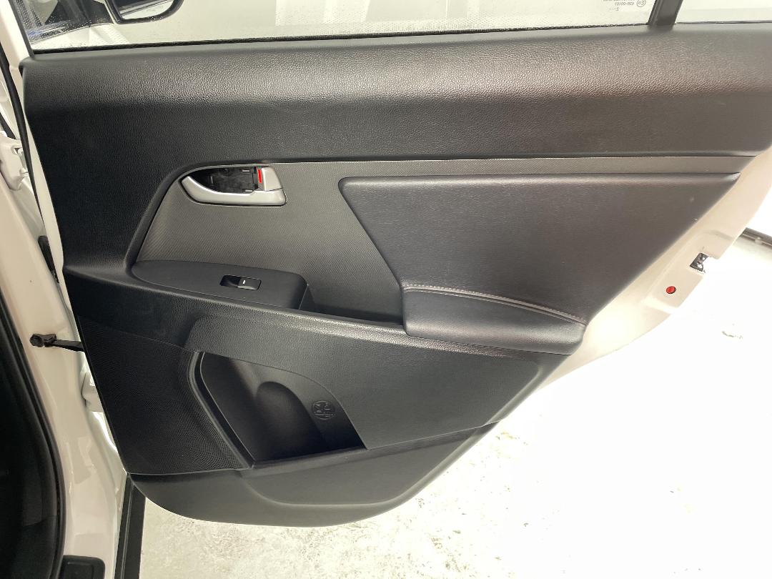 Photo '19' of KIA Sportage Photo '19' of KIA Sportage