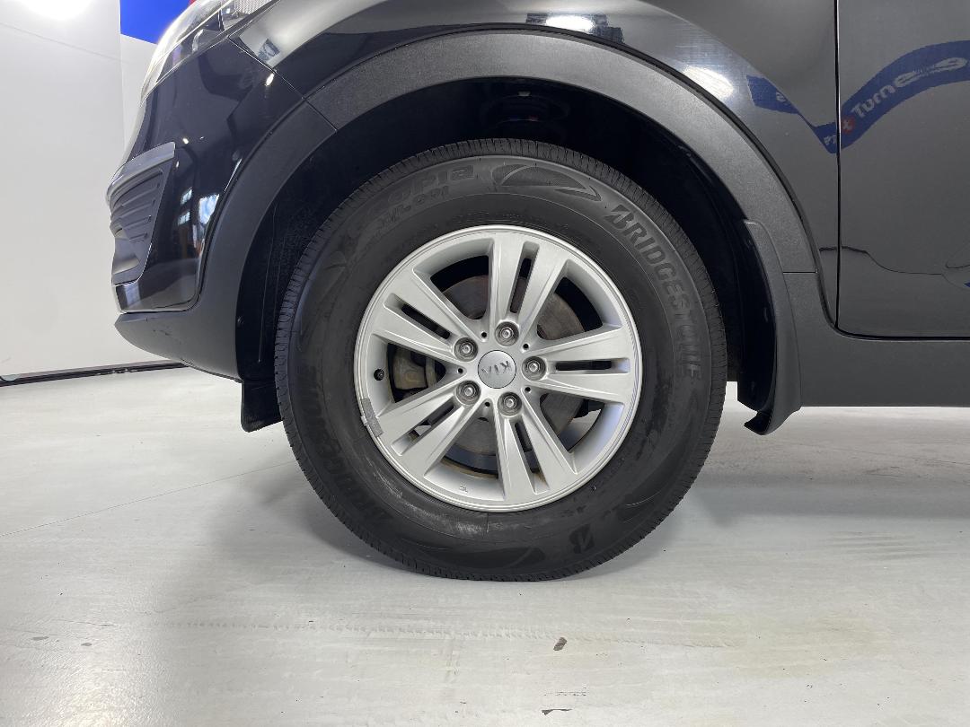 Photo '10' of KIA Sportage