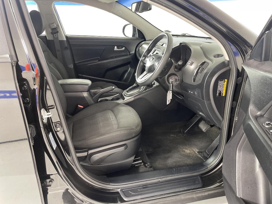 Photo '16' of KIA Sportage