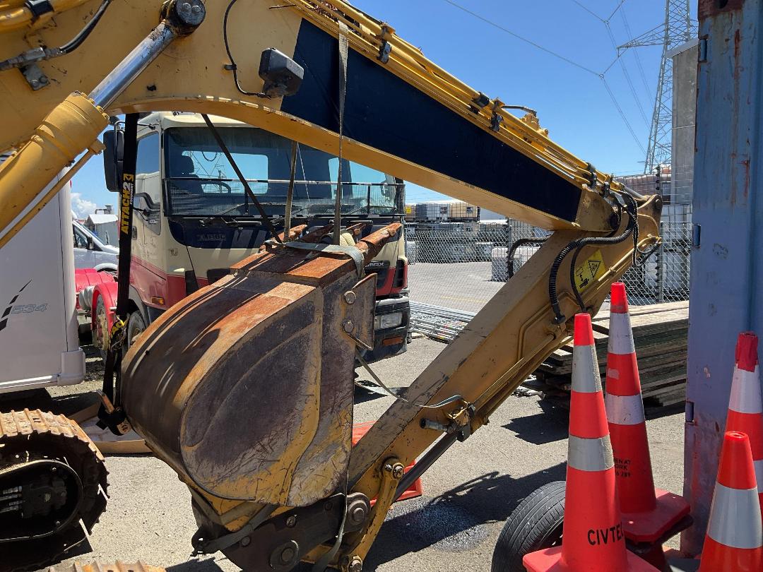 Photo '6' of Komatsu PC138 Excavator