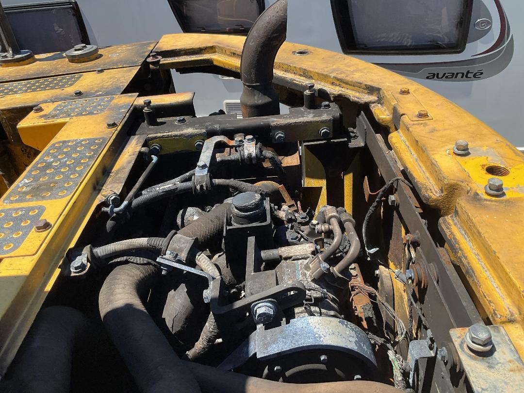 Photo '15' of Komatsu PC138 Excavator