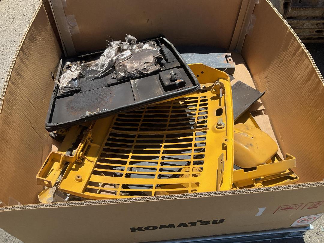 Photo '22' of Komatsu PC138 Excavator