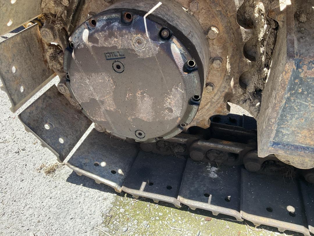 Photo '29' of Komatsu PC138 Excavator