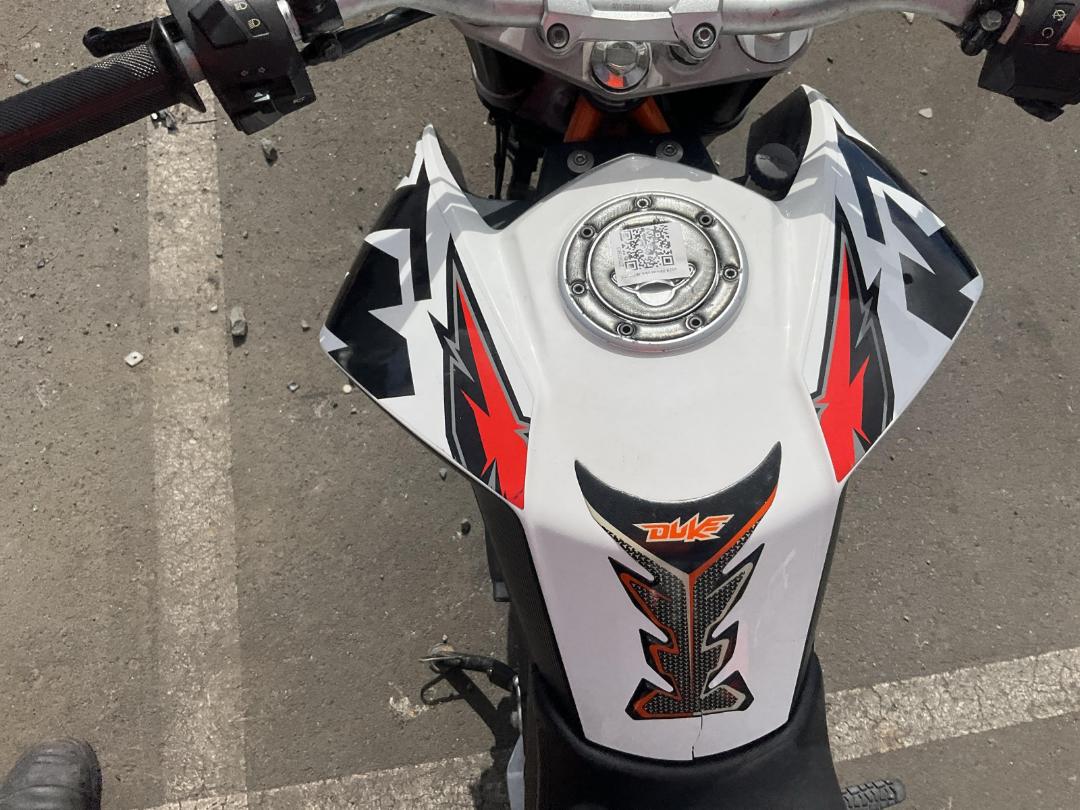 Photo '9' of KTM 390 Duke Photo '9' of KTM 390 Duke