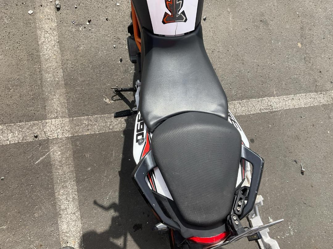 Photo '11' of KTM 390 Duke Photo '11' of KTM 390 Duke