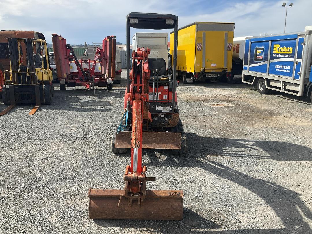 Photo '10' of Kubota U17 Excavator