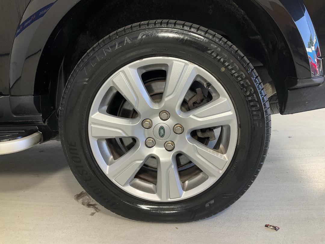 Photo '11' of Land Rover Discovery Photo '11' of Land Rover Discovery