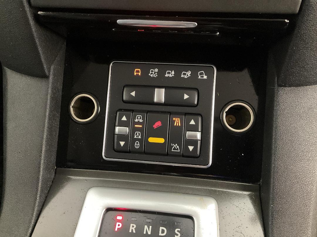 Photo '29' of Land Rover Discovery Photo '29' of Land Rover Discovery