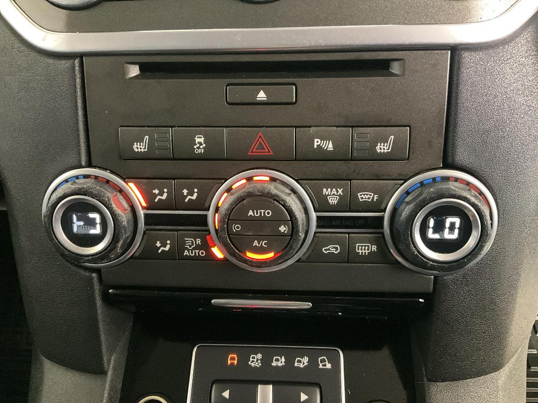 Photo '30' of Land Rover Discovery Photo '30' of Land Rover Discovery