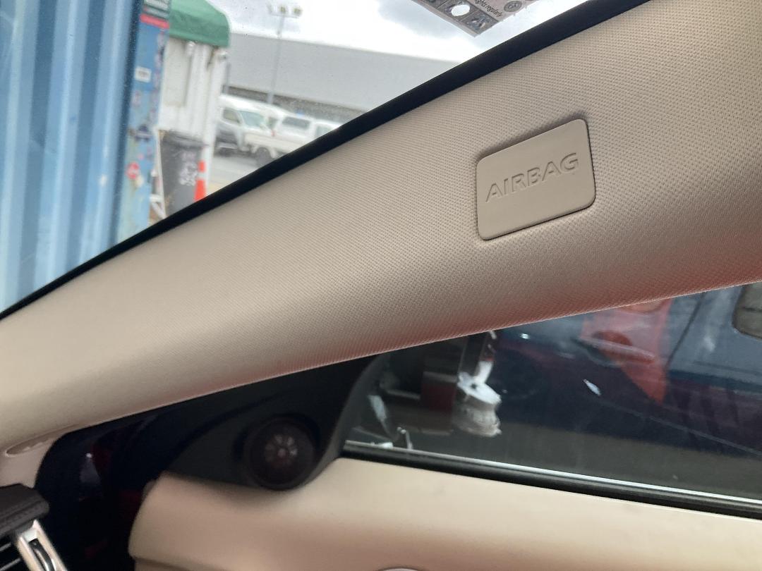 Photo '20' of Land Rover Evoque Rangerover Photo '20' of Land Rover Evoque Rangerover