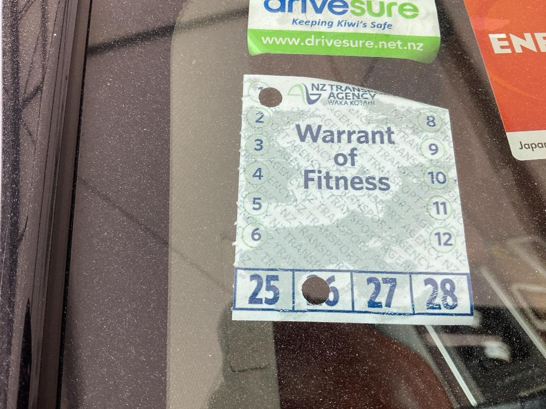 Photo '24' of Land Rover Evoque Rangerover Photo '24' of Land Rover Evoque Rangerover