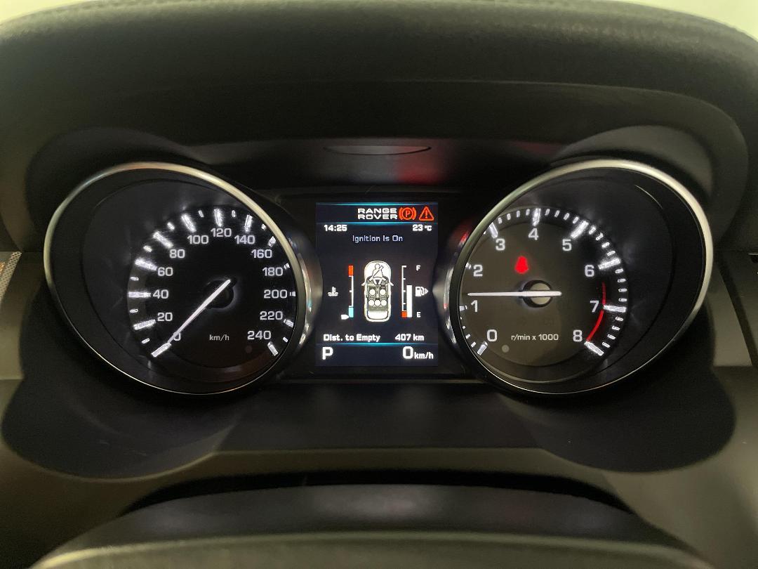 Photo '21' of Land Rover Range Rover Evoque Photo '21' of Land Rover Range Rover Evoque