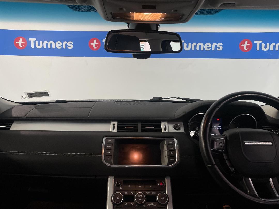 Photo '17' of Land Rover Range Rover Evoque Photo '17' of Land Rover Range Rover Evoque