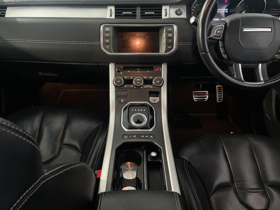 Photo '18' of Land Rover Range Rover Evoque Photo '18' of Land Rover Range Rover Evoque