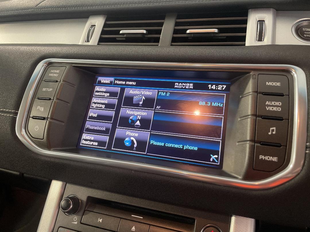 Photo '29' of Land Rover Range Rover Evoque Photo '29' of Land Rover Range Rover Evoque