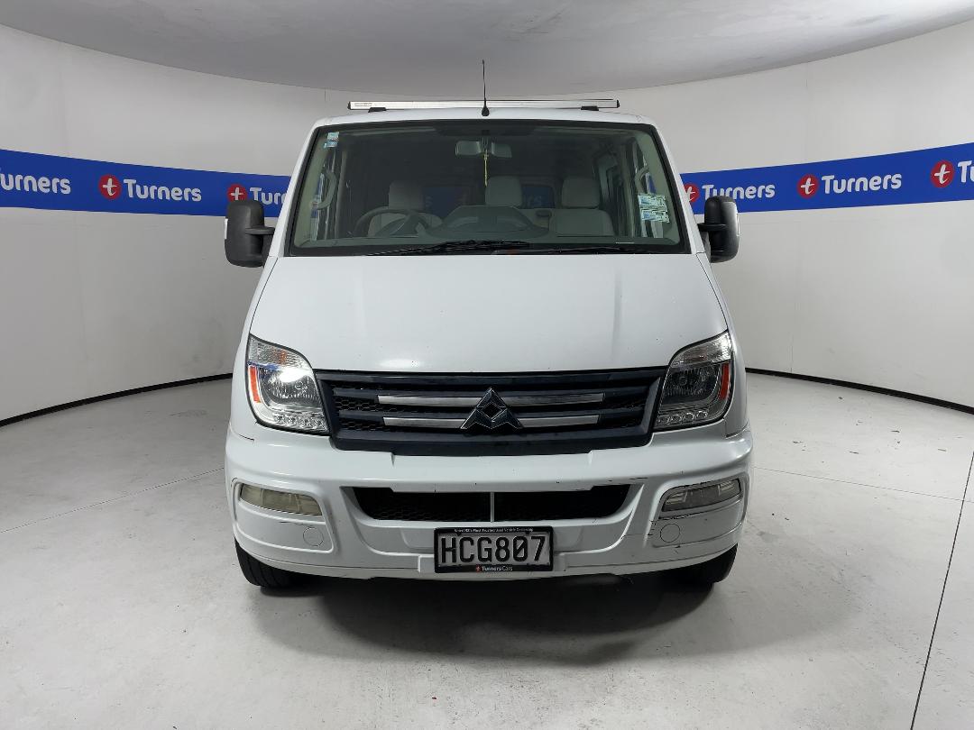 Photo '2' of LDV V80