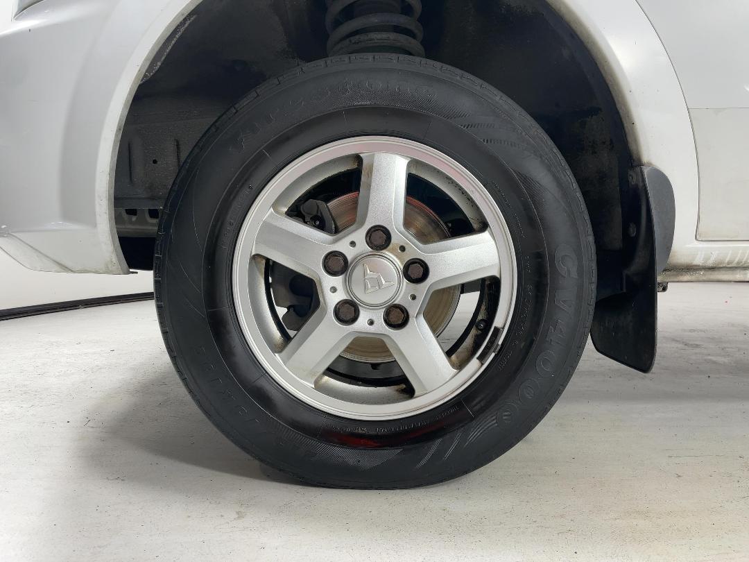 Photo '10' of LDV V80