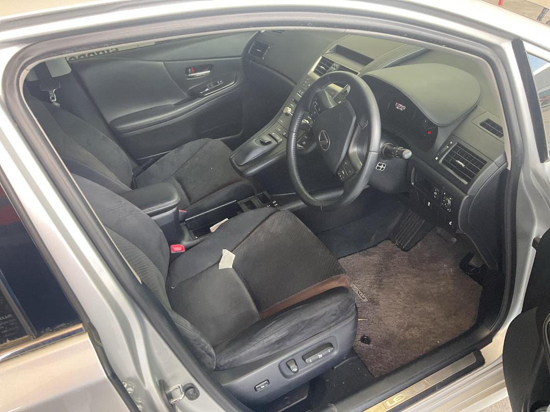 Photo '21' of Lexus HS250H