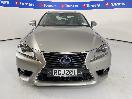 Thumbnail '2' of Lexus IS300H