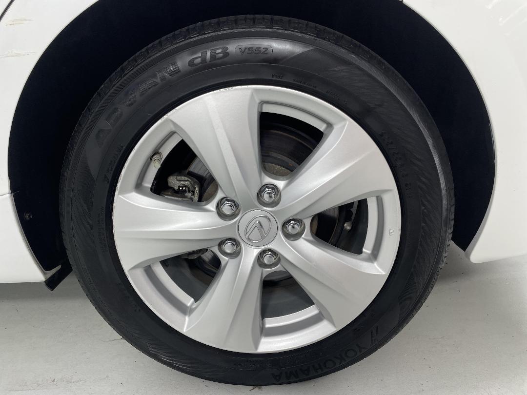 Photo '11' of Lexus IS300H