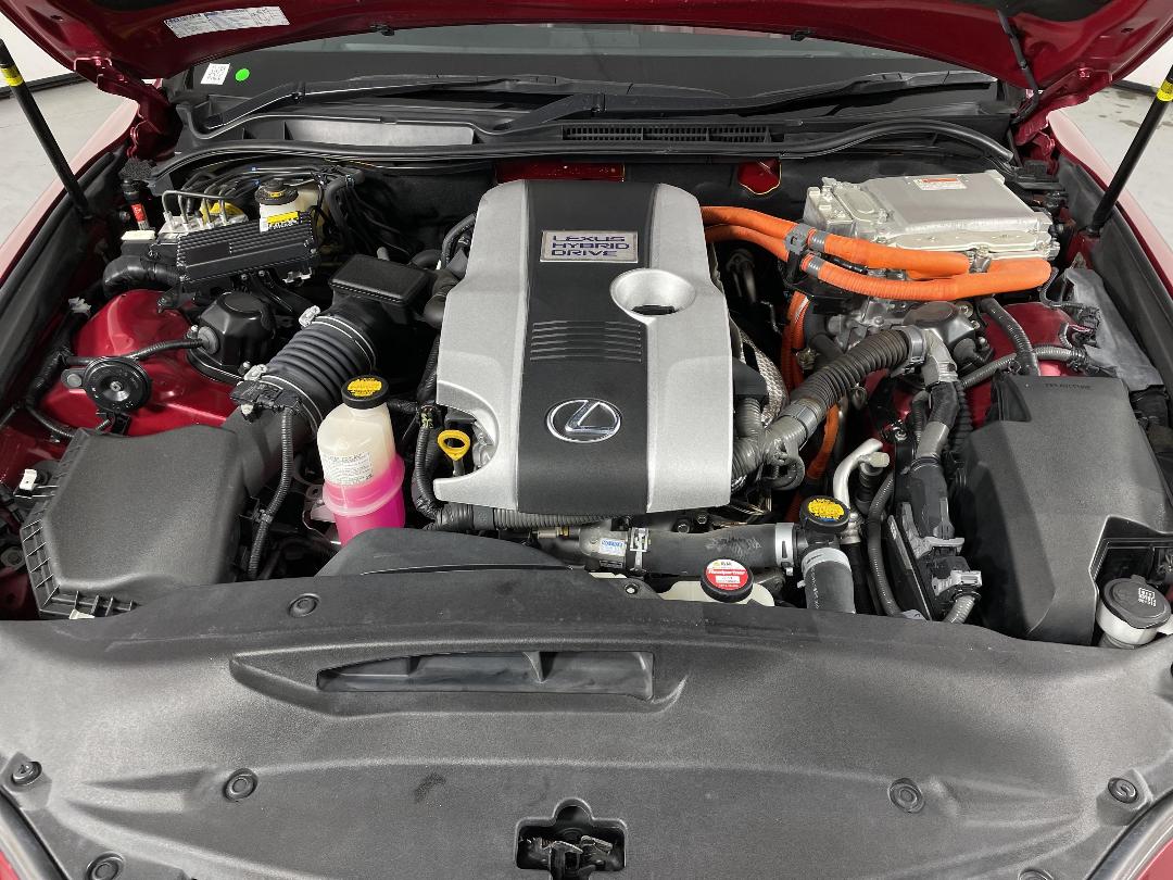 Photo '13' of Lexus IS300H Photo '13' of Lexus IS300H