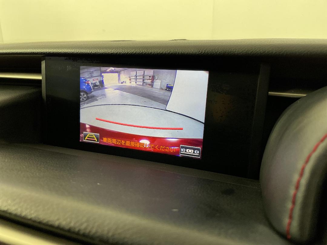 Photo '30' of Lexus IS300H Photo '30' of Lexus IS300H