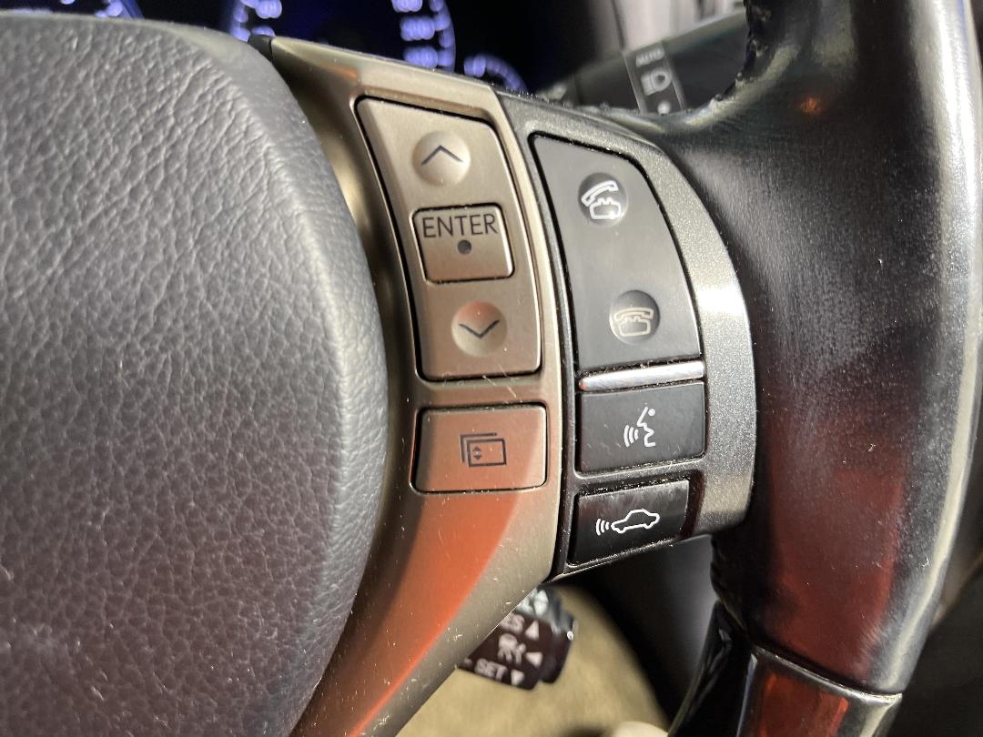 Photo '27' of Lexus RX350