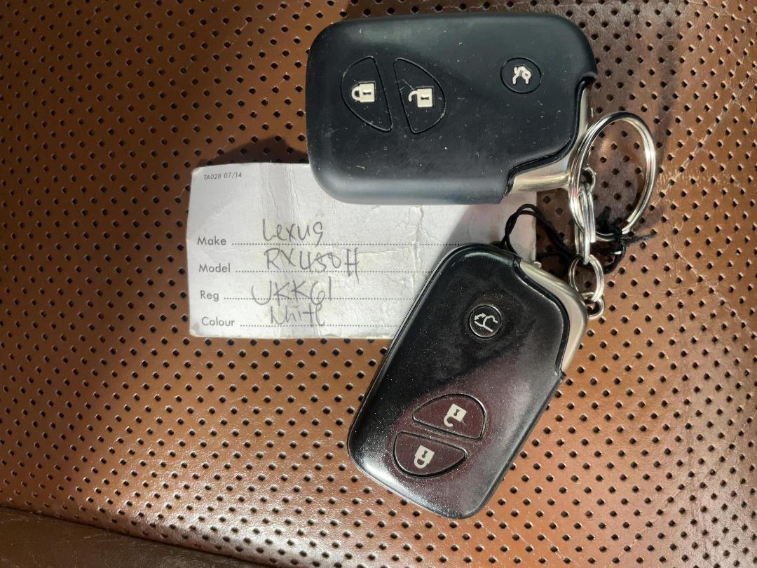 Photo '22' of Lexus RX450H