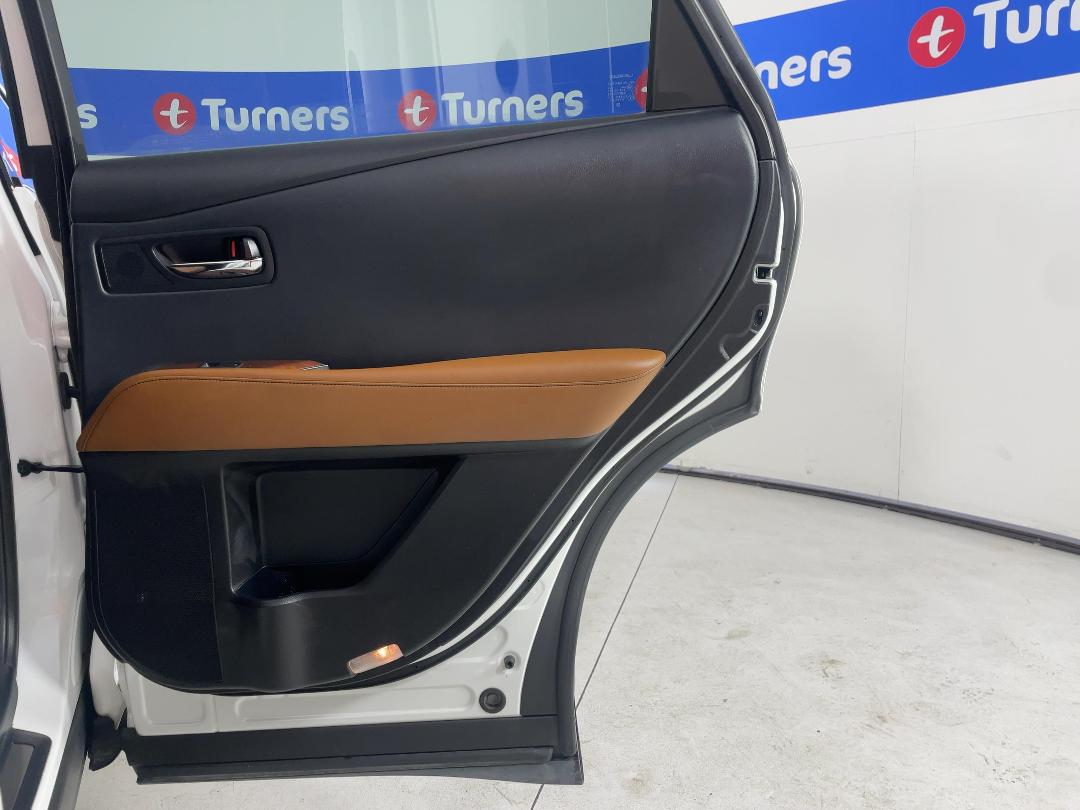 Photo '19' of Lexus RX450H