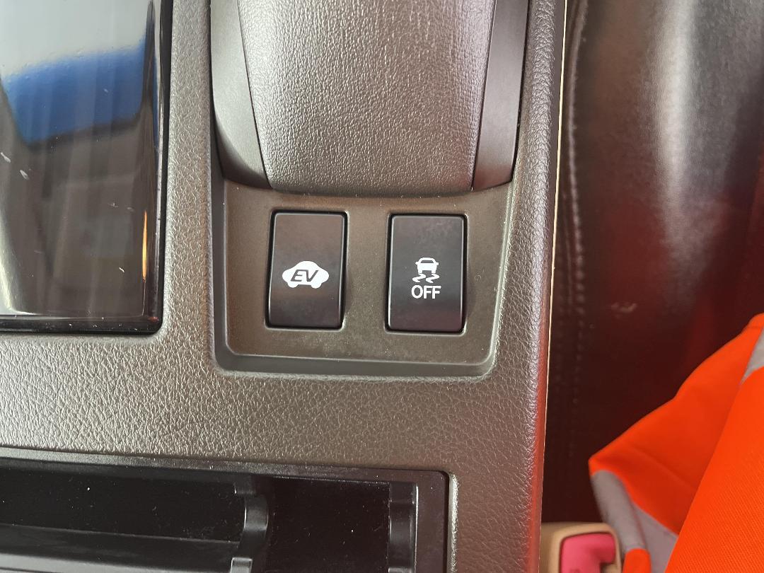 Photo '30' of Lexus RX450H Photo '30' of Lexus RX450H