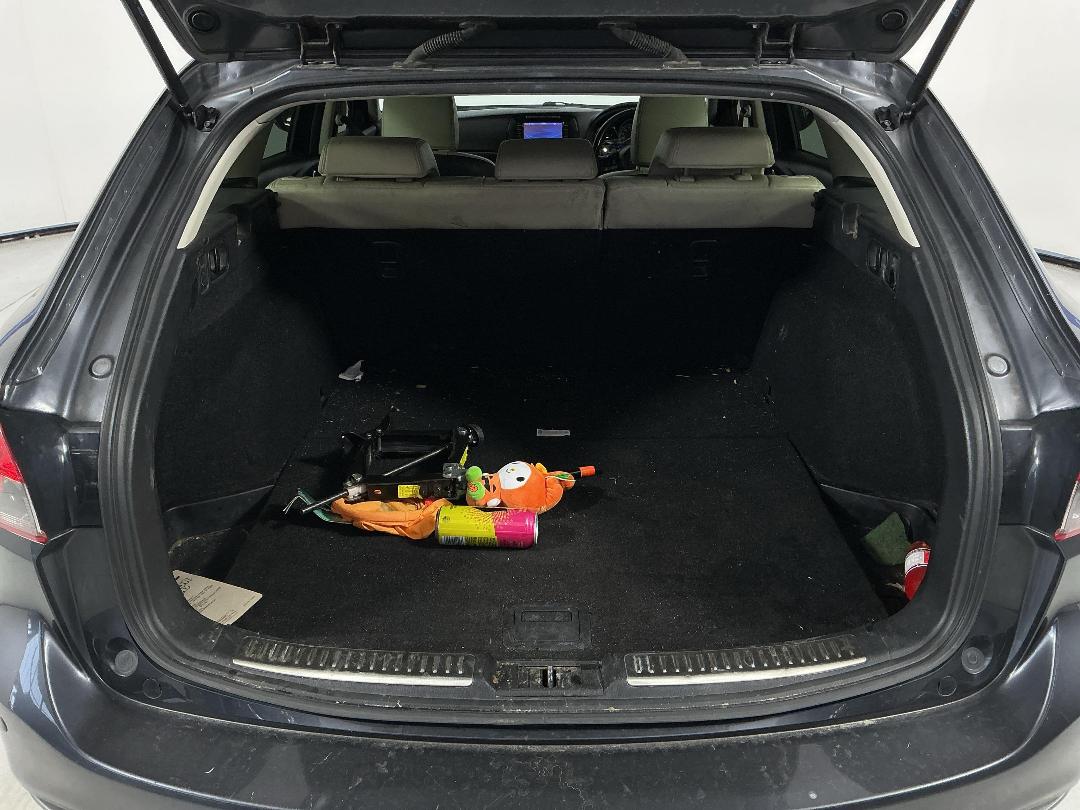 Photo '12' of Mazda Atenza Photo '12' of Mazda Atenza