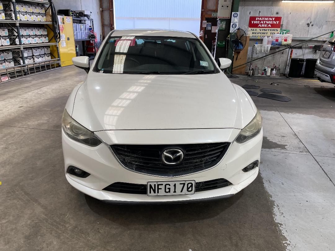 Photo '2' of Mazda Atenza