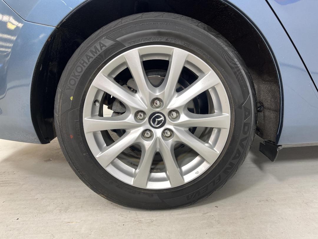 Photo '12' of Mazda Atenza