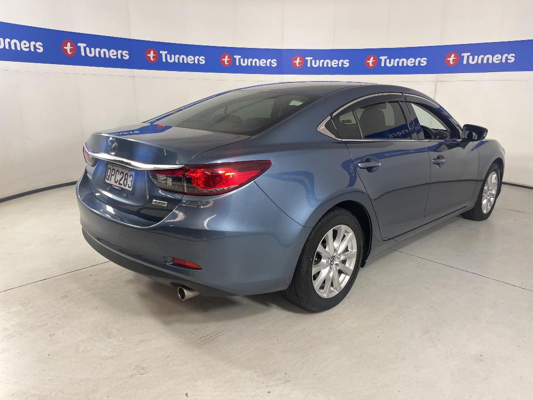 Photo '7' of Mazda Atenza