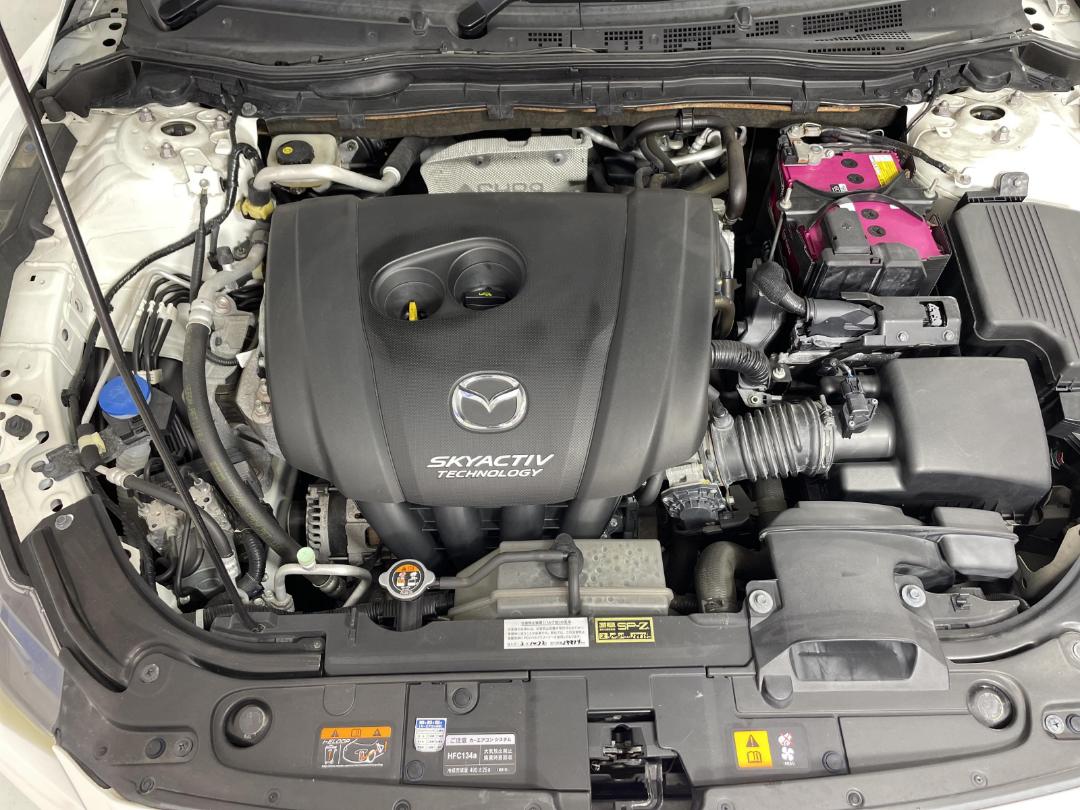 Photo '13' of Mazda Atenza