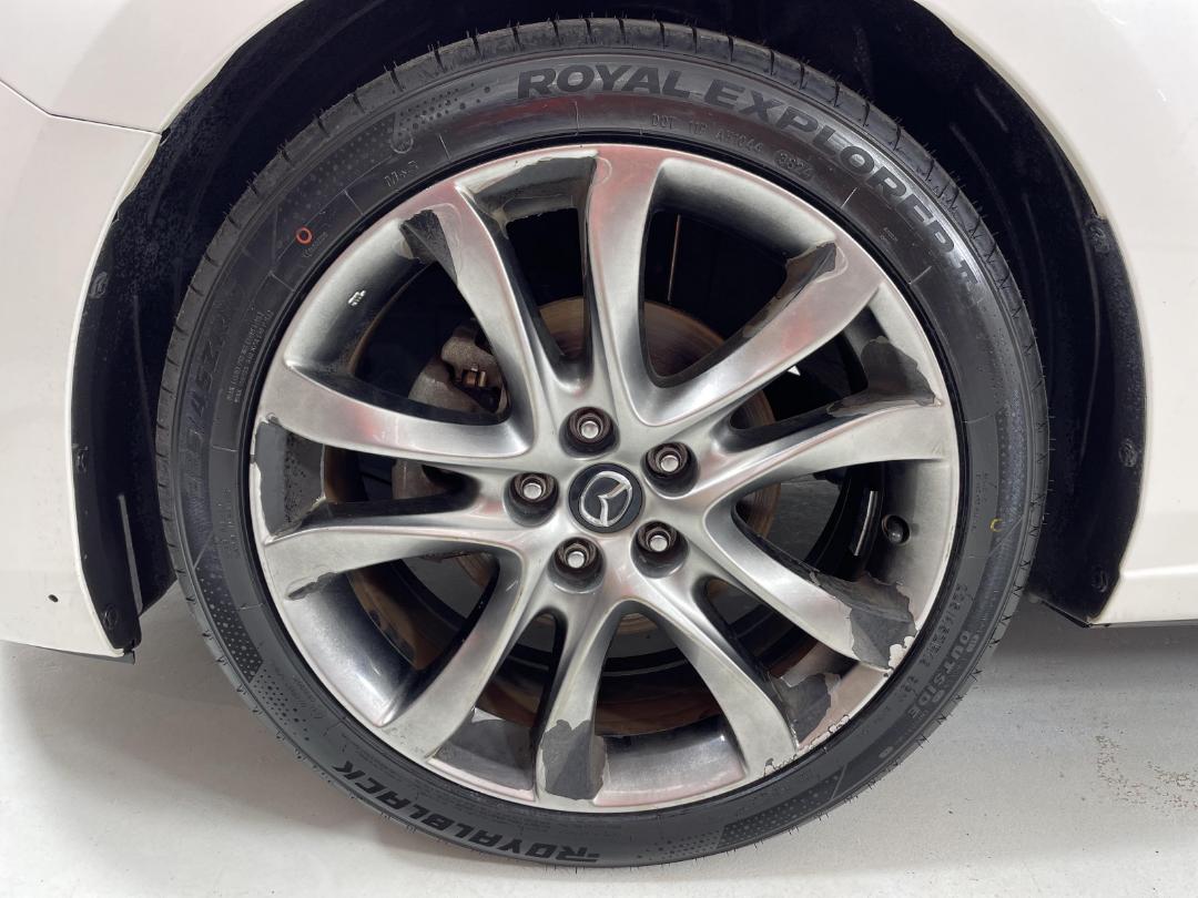 Photo '10' of Mazda Atenza