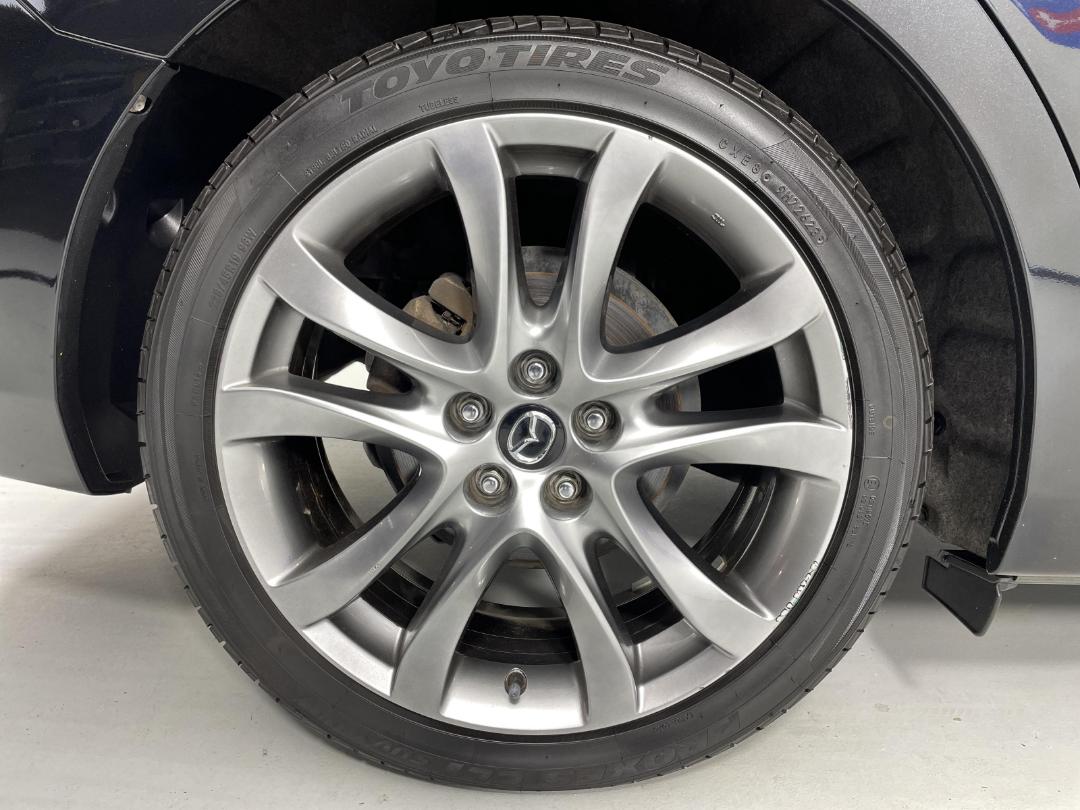 Photo '12' of Mazda Atenza