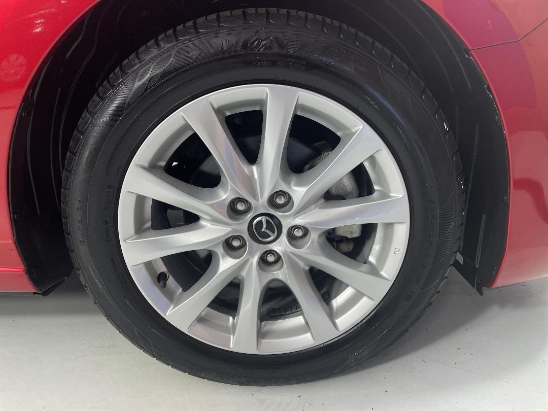 Photo '9' of Mazda Atenza