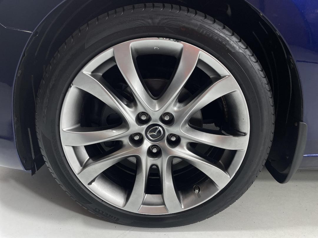 Photo '10' of Mazda Atenza