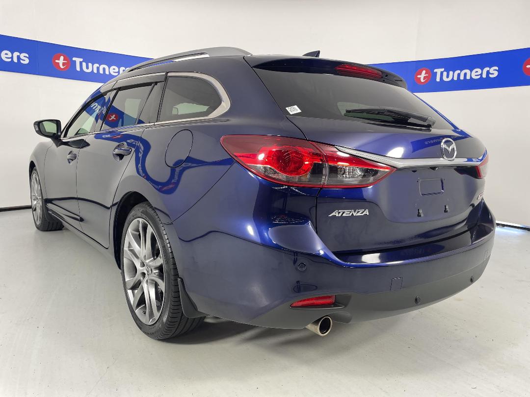 Photo '5' of Mazda Atenza