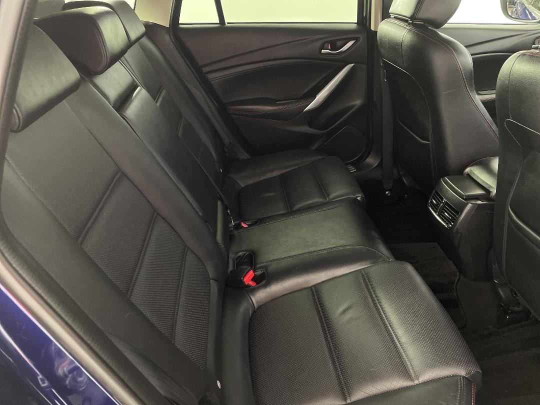 Photo '20' of Mazda Atenza