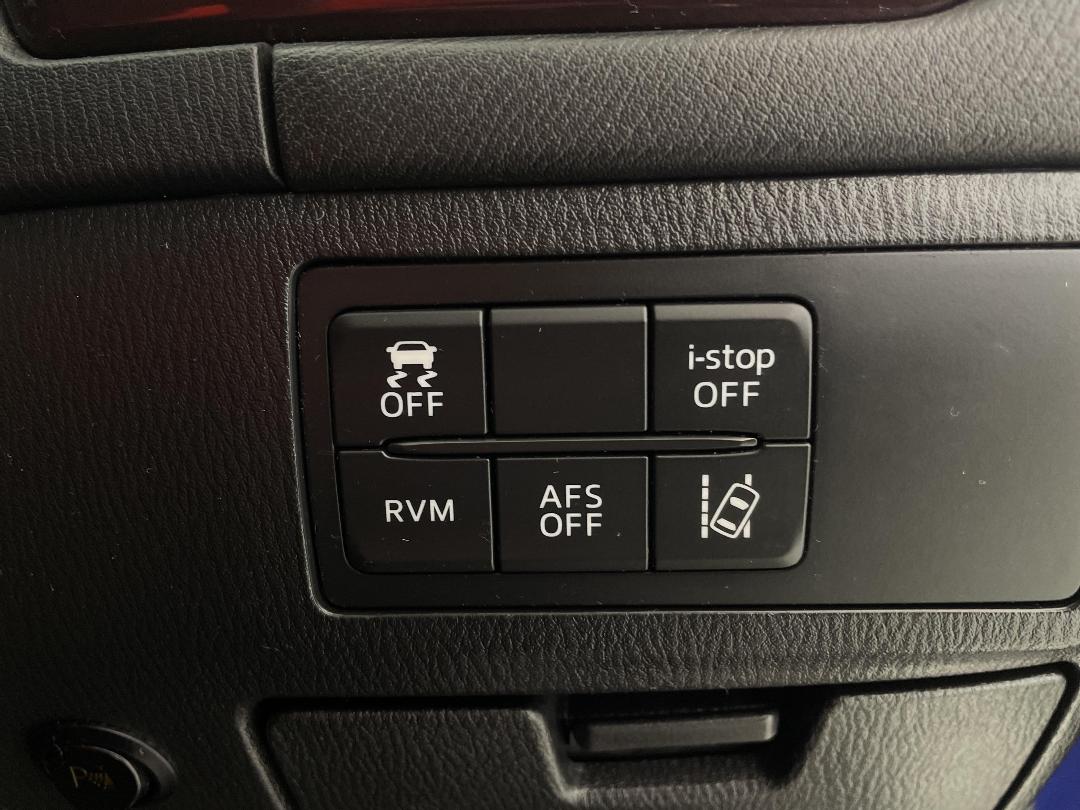 Photo '24' of Mazda Atenza